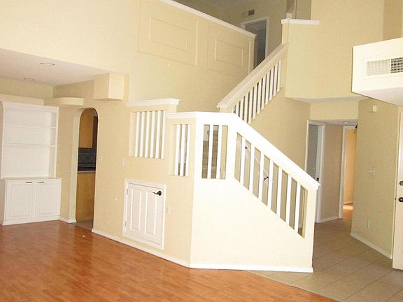 3rd image of 4301 John B Oblinger Dr