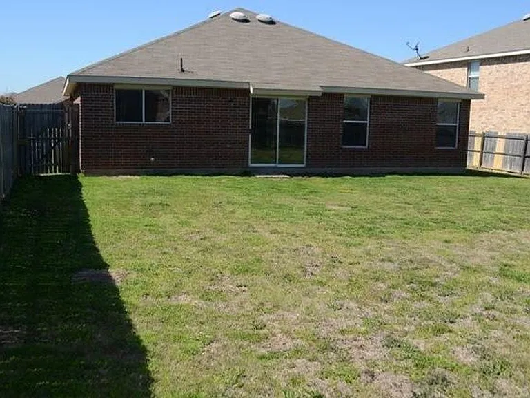 8103 Zephyr Ct — Photo 18