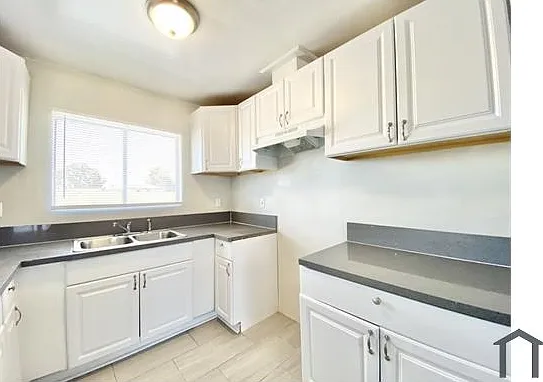 6321 Crenshaw Blvd #3 — Photo 2