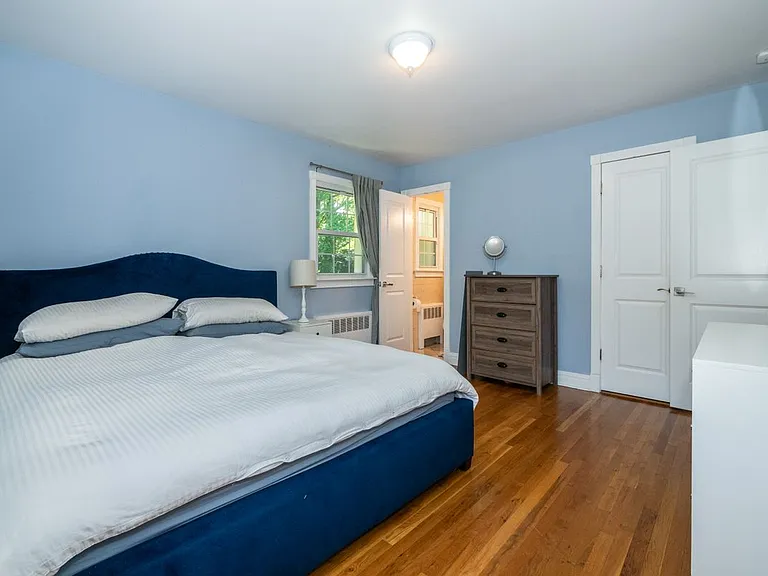 18 Carlyle Pl — Photo 21