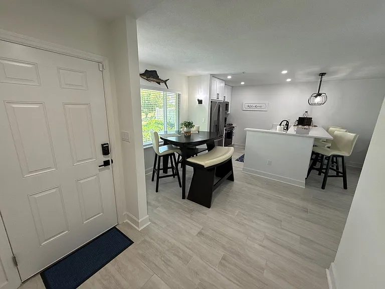 11223 W Bayshore Dr — Photo 6