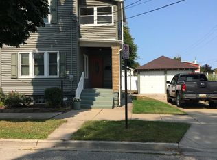 607 Jackson St NW, Grand Rapids, MI 49504