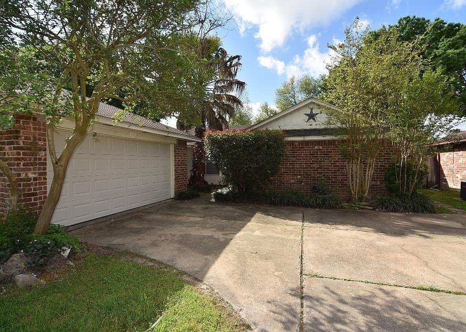 1st image of 14211 Barrone Dr