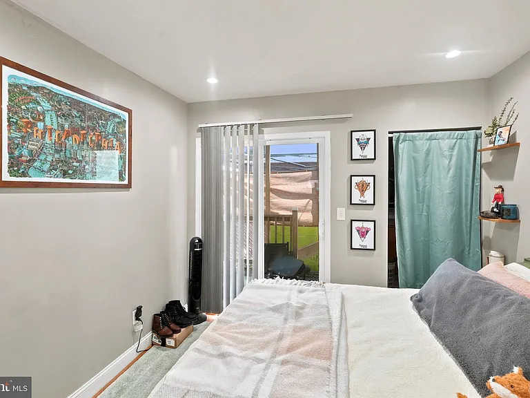 402 Durfor St #1 — Photo 11