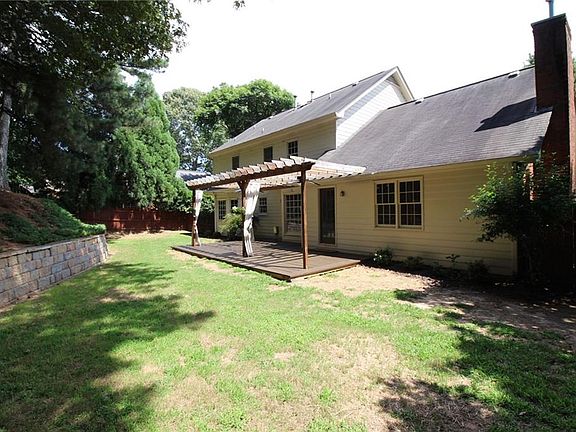 3rd image of 2760 Abbottswell Dr