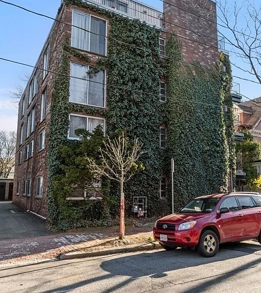76 Garfield St #9 — Photo 18