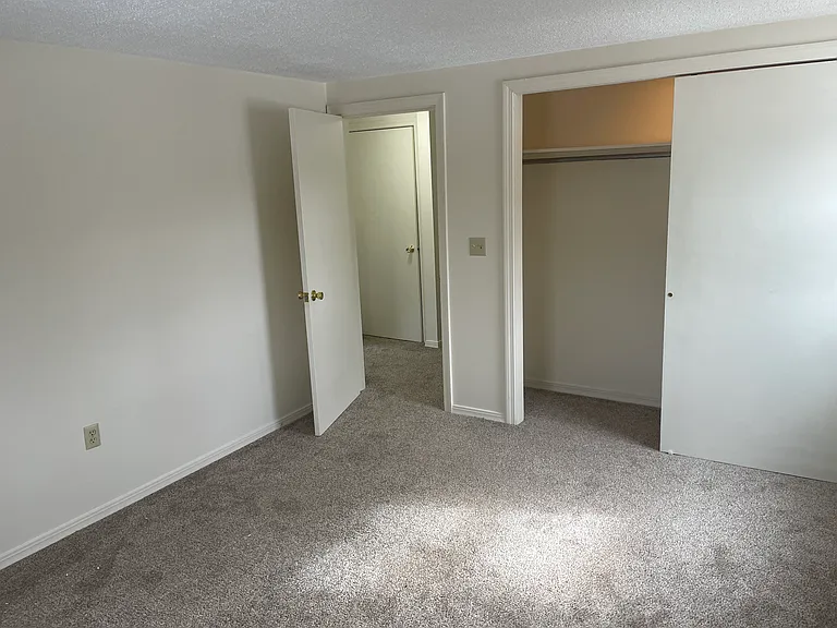 816 State St #3 — Photo 11