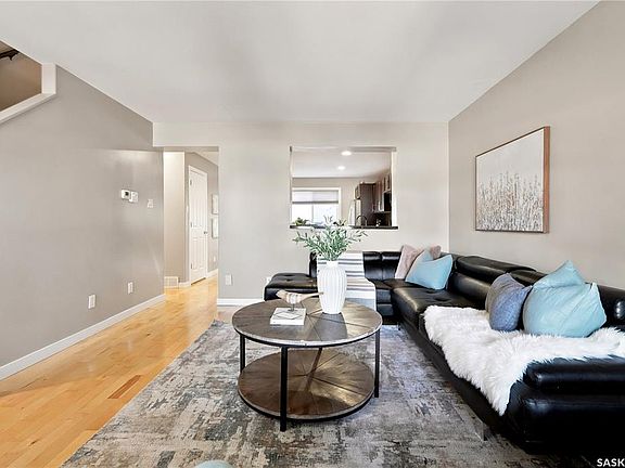 4th image of 465 Montreal STREET