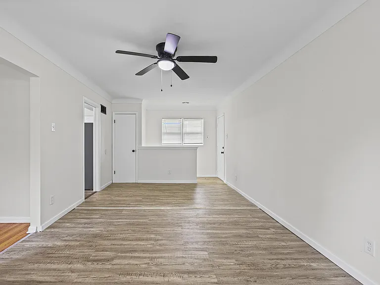10325 Lookaway Dr — Photo 5