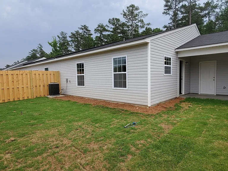 129 Nobility Dr — Photo 18