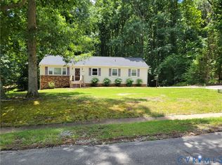 2123 Chestnut Oaks Rd, Powhatan, VA 23139
