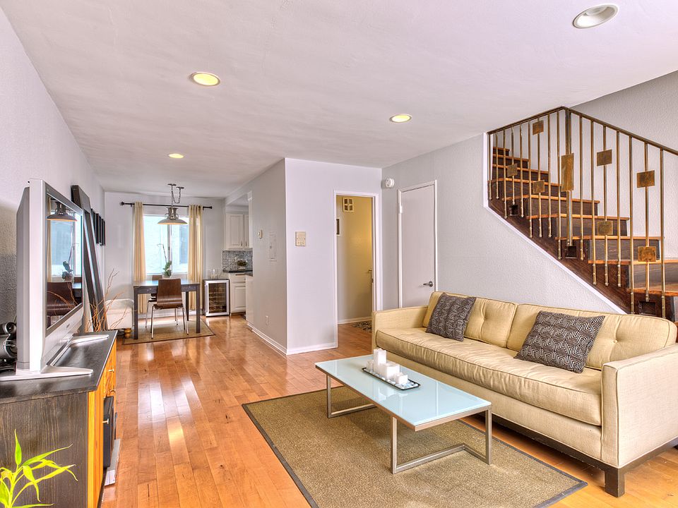 1st image of 701 Grant St APT 9