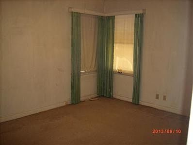 3rd image of 1325 E Cornell Ave