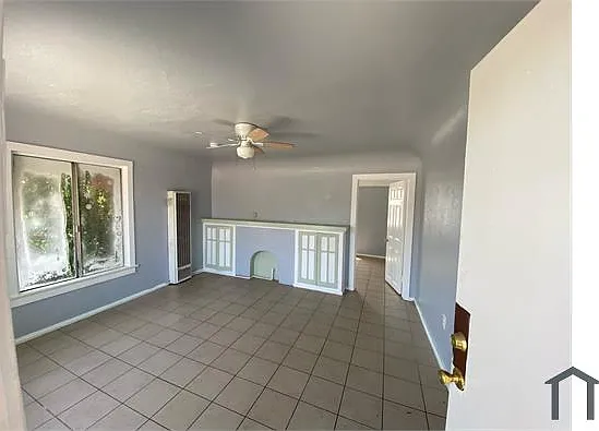 1 bed, 690 sqft, $2,172 — Photo 4