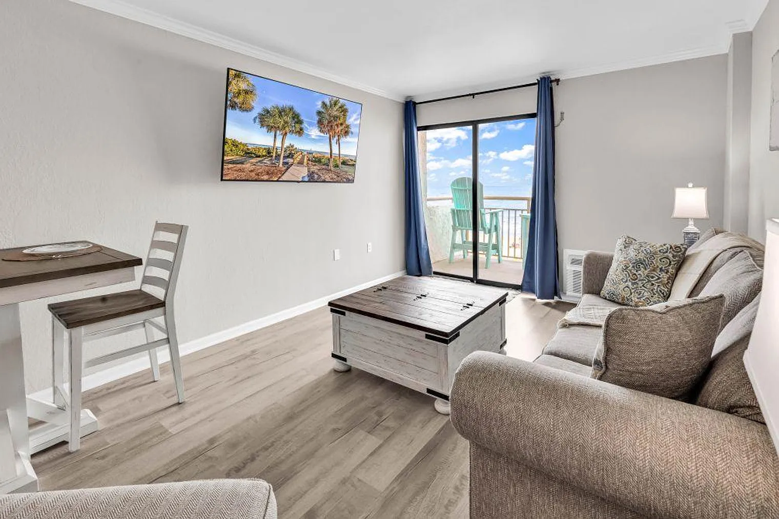 1 bed, 1.0 bath, 462 sqft, $2,655 — Photo 3