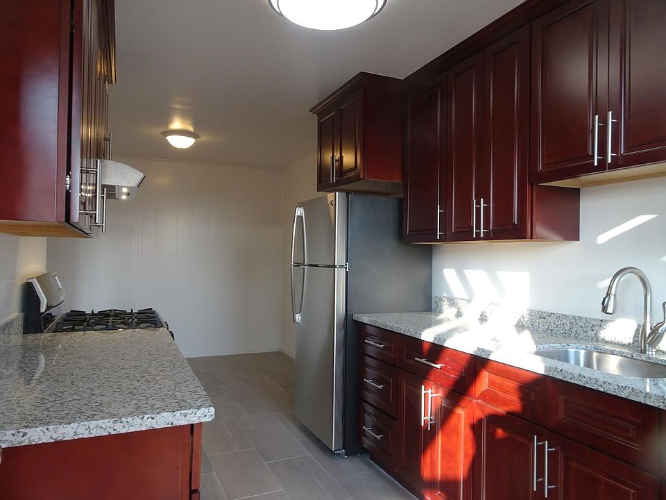 Kitchen North