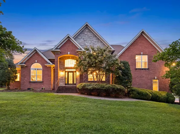 2200 Brienz Valley Dr, Franklin, TN 37064