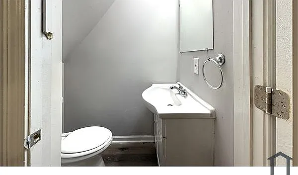 5820 Belmar Ter — Photo 13