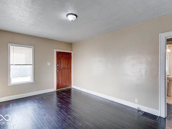5th image of 4134 E Saint Clair St