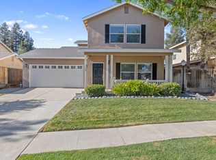 1155 Meadow Avenue, Exeter, CA 93221
