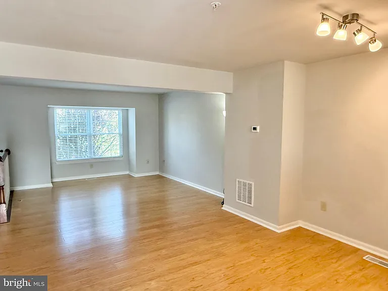 5783 Indian Cedar Ct — Photo 6