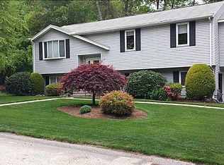 1 Smokey Dr, Johnston, RI 02919