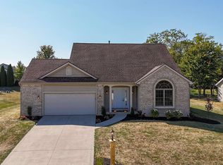 1940 Hunters Ridge Dr, Huntington, IN 46750