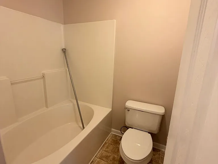 217 Neal Ave — Photo 6