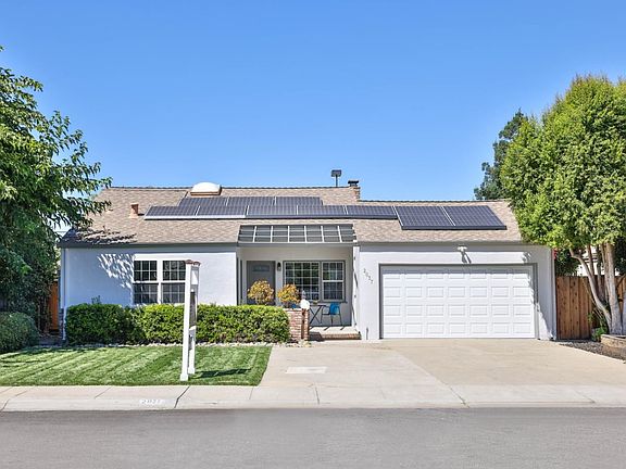 3rd image of 2037 Rexford Way