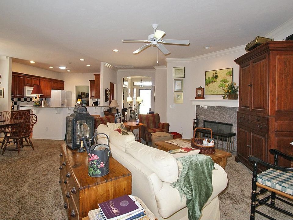 1st image of 4213 NE 142nd Ct