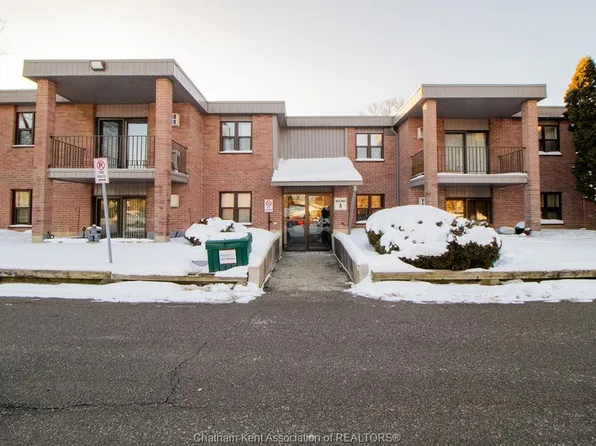 12 Montgomery Dr #A102, Chatham Kent, ON N8A 5B5