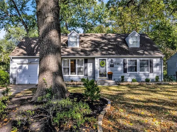 7721 Reeds Rd, Prairie Village, KS 66208