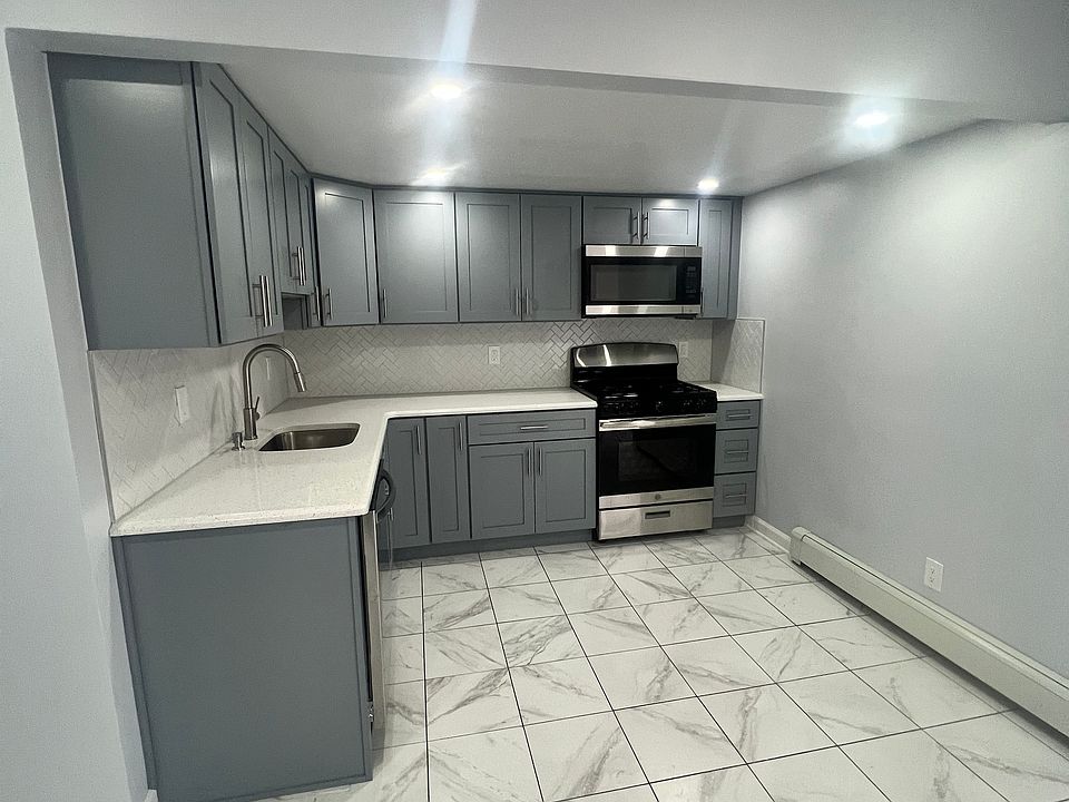 1st image of 574 62nd St Floor 3