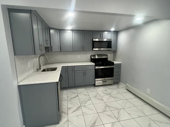 574 62nd St Floor 3, West New York, NJ 07093