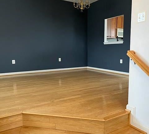 4th image of 2381 Tacoma Pl