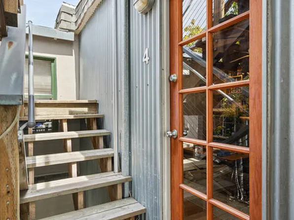 24 Westminster Ave APT 4, Venice, CA 90291