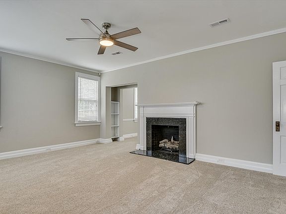 3rd image of 210 Alta Vista Avenue