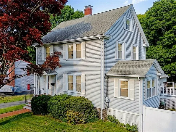68 White St, Weymouth, MA 02190