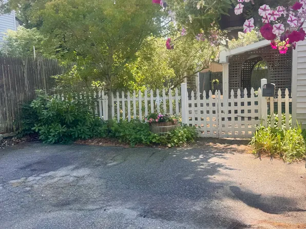 5 Valley St #5, South Portland, ME 04106
