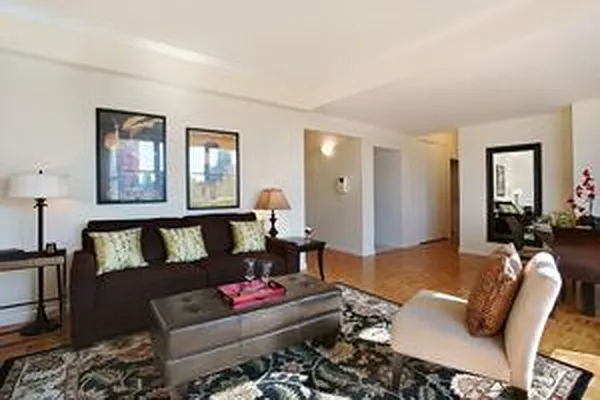 Rented by Douglas Elliman | media 32