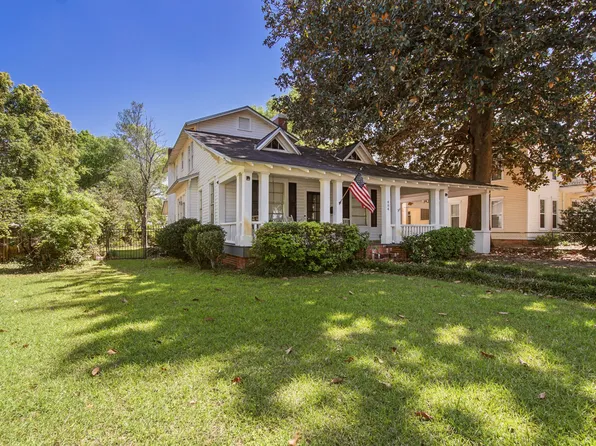 484 Circle Dr, Defuniak Springs, FL 32435