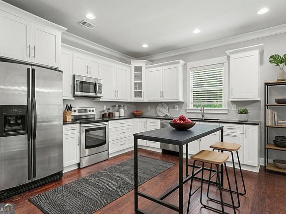 4th image of 1543 Thompson Mill Rd