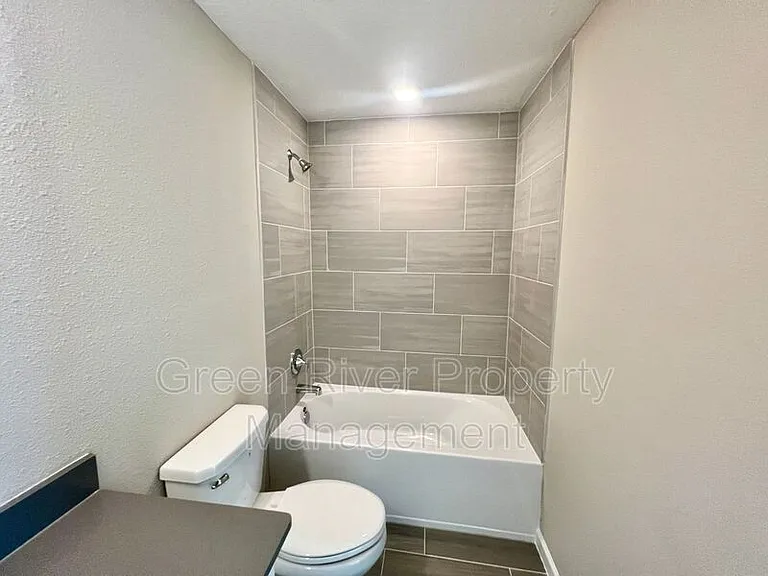 375 Boracay Cir — Photo 30