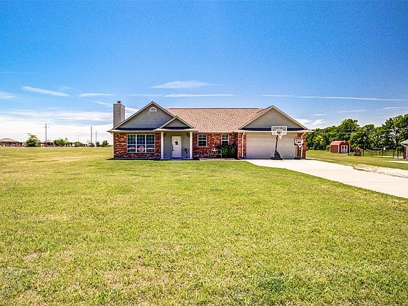 2nd image of 2031 Florence Dr