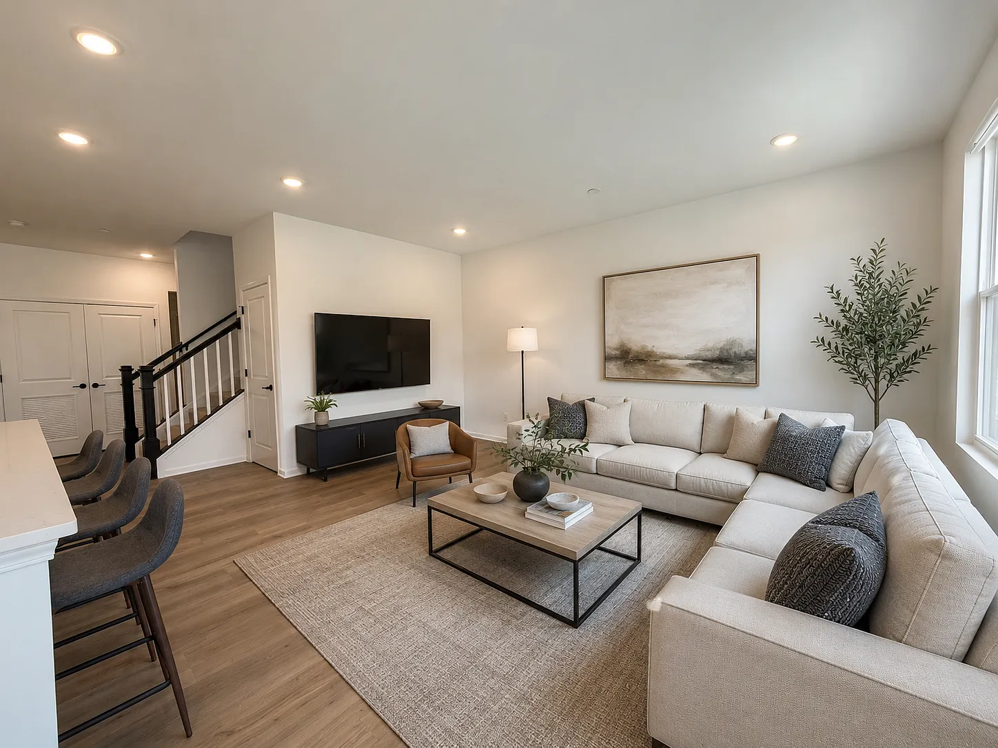 3 bed, 2.5 bath, 1839 sqft, $3,850 — Photo 3