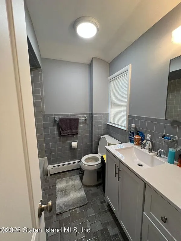 1 bed, 1.0 bath, 2288 sqft, $2,599 — Photo 2