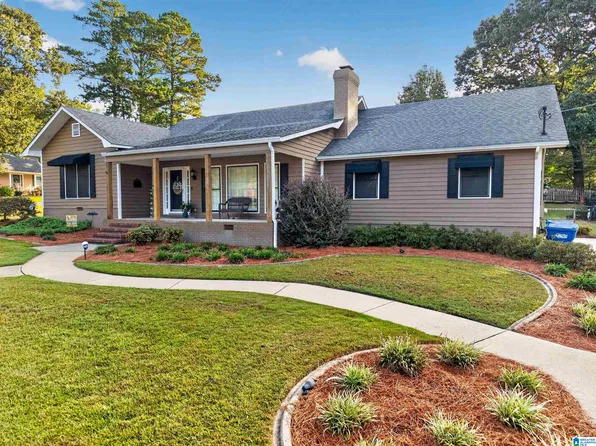 806 Roy Ct, Oxford, AL 36203