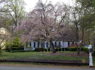 3 Mayfair Dr, Fredericksburg, VA 22407