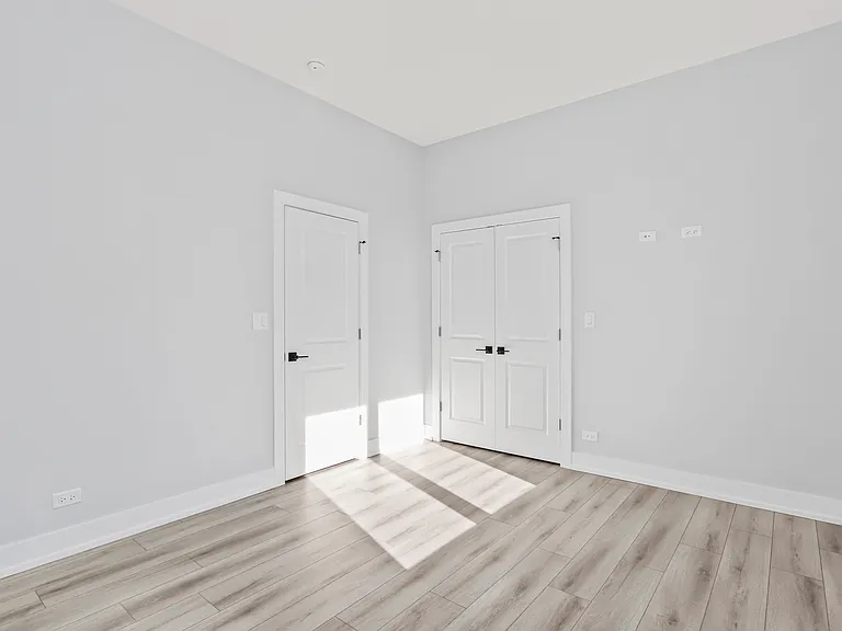 6453 S Ingleside Ave #3S — Photo 10