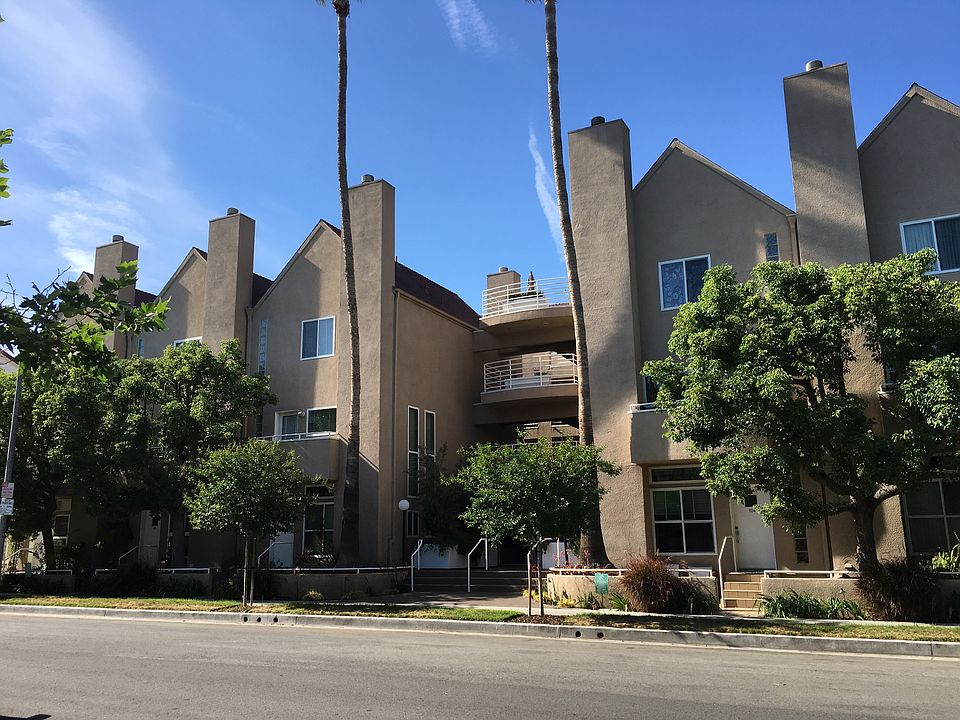 1st image of 10629 Woodbridge St Unit 311